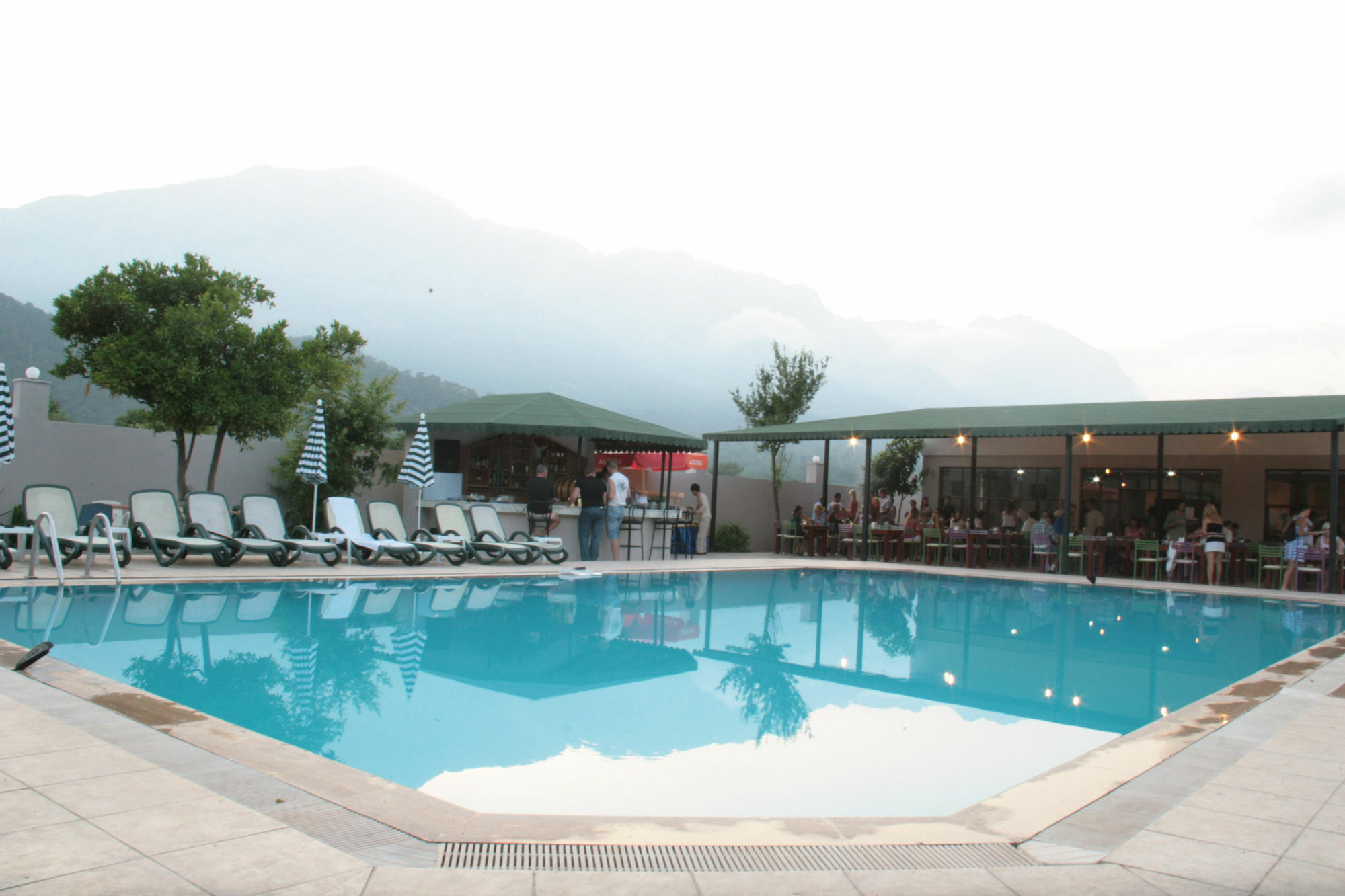 Ares Hotel Kemer Extérieur photo
